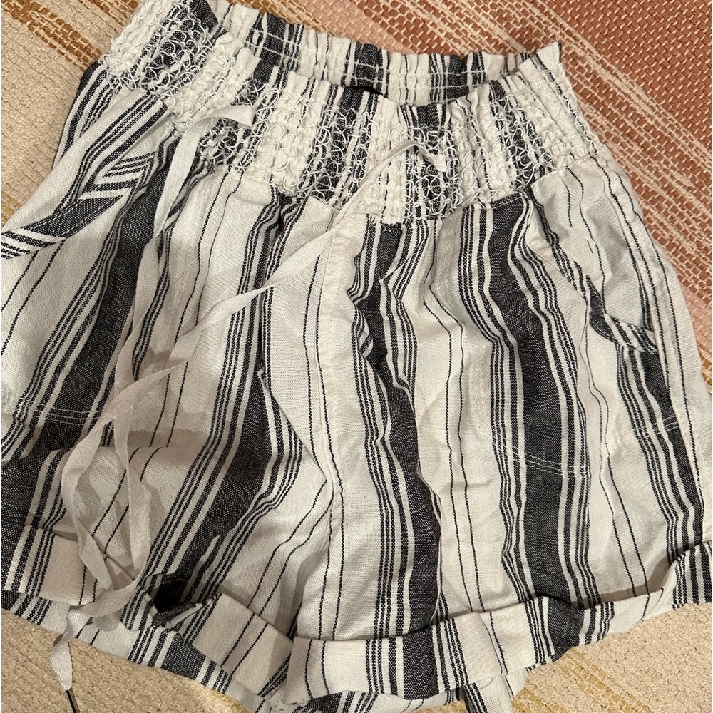 Striped drawstring shorts